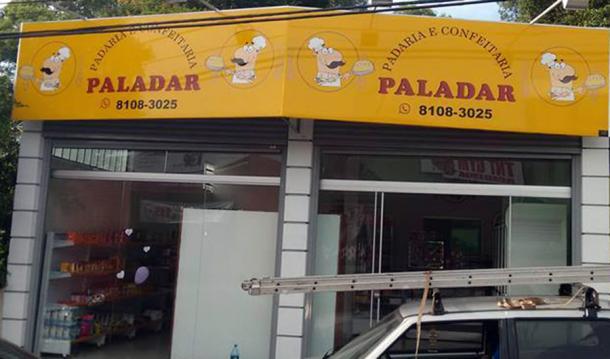 Placas de publicidade