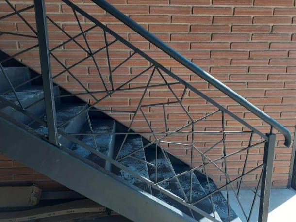 Corrimão abstrato personalizado